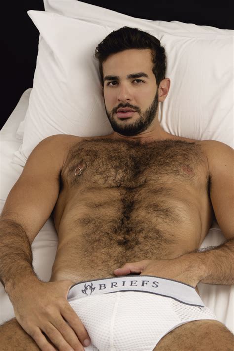 Photos And Videos Lucas Araujo Lucasaraujoporto Brazilian Bear Lpsg