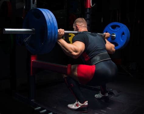 Smith Machine Squat Vs Barbell Squat [which Is Better]