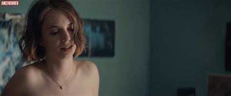 Maya Hawke Nude Pics Página 1 Free Nude Porn Photos