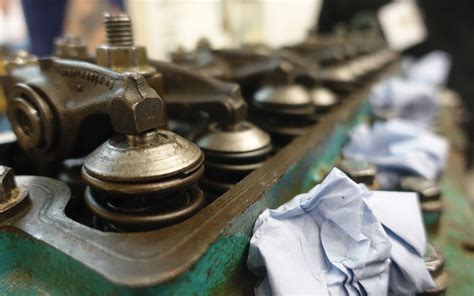 marine diesel engines understanding  yachts power plant