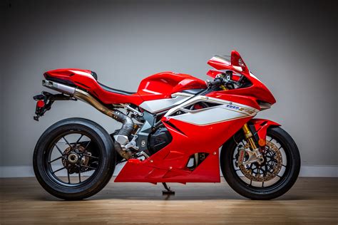 Mv Agusta F4 Rr - pinksatuz