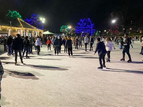 21 Ice Skating in Boston Locations For a Perfect Winter Activity | Hey ...