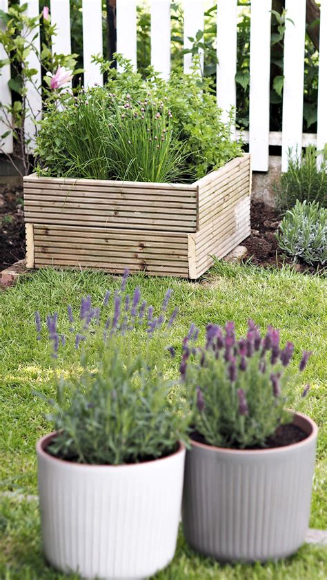 DIY – DECKING PLANTER | Lust Living