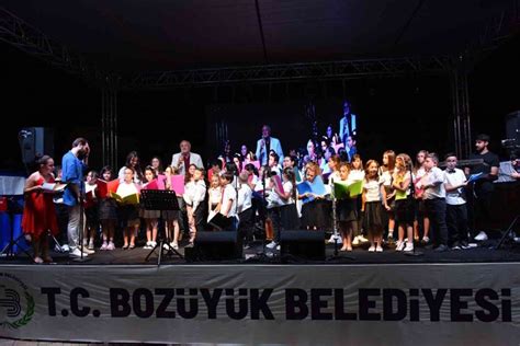 Bozüyük Belediyesi Çocuk Korosundan muhteşem konser