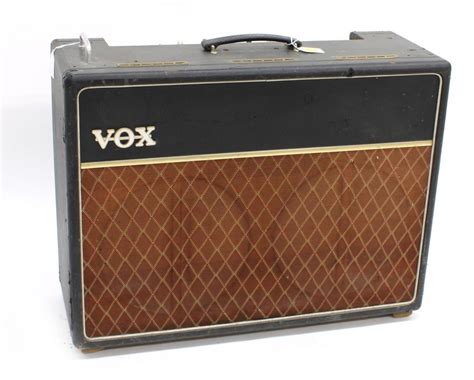 Early 1960s Vox Ac30 Guitar Amplifier In Need Of Restoration Made In England Ser No 11066t