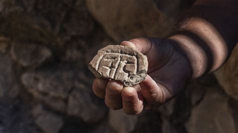 Israeli Archaeologists Find Ancient Artifacts from the Time of Ezra ...