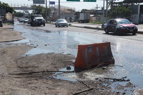 Baches Y Fugas De Aguas Negras Han Provocado Pleitos En Algunas