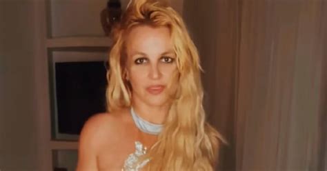 Britney Spears Wears Risque Outfits After Saying She Moved To Mexico