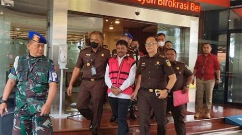 Menkominfo Johnny G Plate Jadi Tersangka Kasus Korupsi Bts Langsung