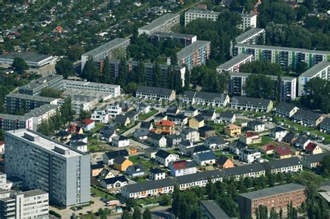 Luftaufnahme Berlin Wohngebiet Einer Einfamilienhaus Siedlung