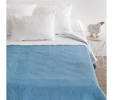 Couverture Pure Laine Vierge Woolmark 500g m² Volta 240x260 Cm Bleu