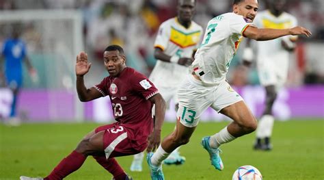 After A 3 1 Defeat To Senegal Hosts Qatar All But Out Of The 2022