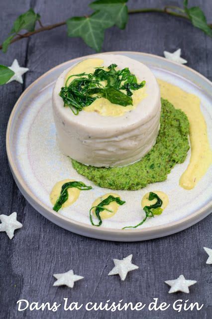 Panna cotta de chou fleur sur pesto de roquette et crème safranée