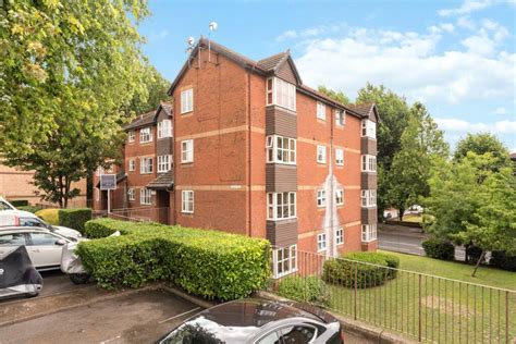 1 Bedroom Apartment For Sale In Stubbs Drive London Se16