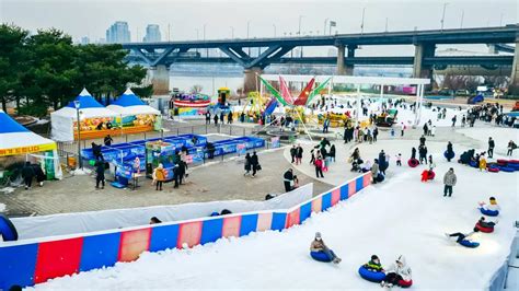 Seokchon Lake Cherry Blossom Festival, Everything You Need to Know