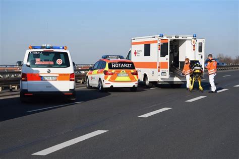 Mannheim Schwerer Unfall Auf B Sieben Verletzte Darunter Auch Zwei