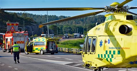 Man D D Efter Frontalkrock I Stenungsund Svt Nyheter