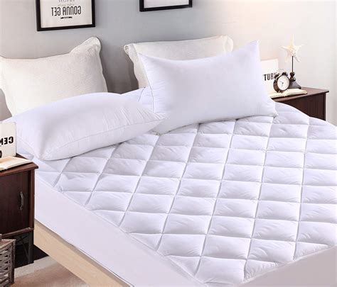 Queen Sizes Quilted Mattress Pad Everest Supply