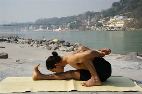 Men Lifestyles One Person Meditation Ashtanga Yoga Vinyasa