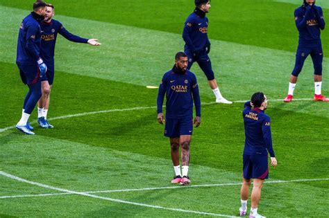 PSG Excellente Nouvelle Concernant Presnel Kimpembe Sport Fr