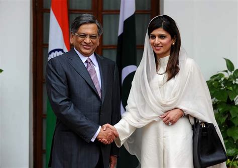 Hina Rabbani Khar Outfitted As New Foreign Minister Of Pak Trolled By