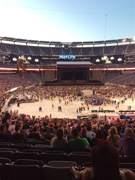 MetLife Stadium Concert Seating Guide - RateYourSeats.com