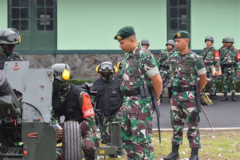 Kunjungan Danmenarmed Kostrad Ke Satuan Yonarmed Kostrad Magelang