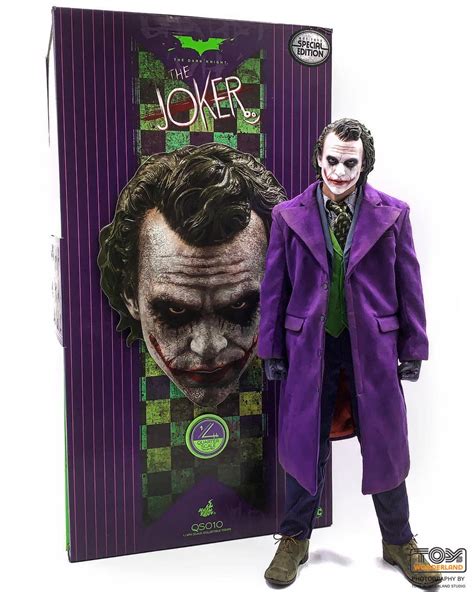 Hot Toys The Dark Knight The Joker Th Regular Edition Qs