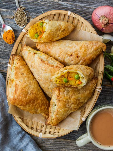 How To Make Easy Vegan Baked Curry Puffs Woonheng