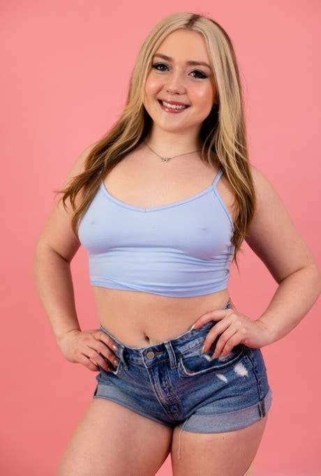 Eva Nyx Nude Pics XXX Galleries CoedCherry