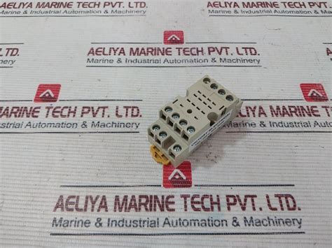 Omron Pyf 14a N Relay Socket Aeliya Marine