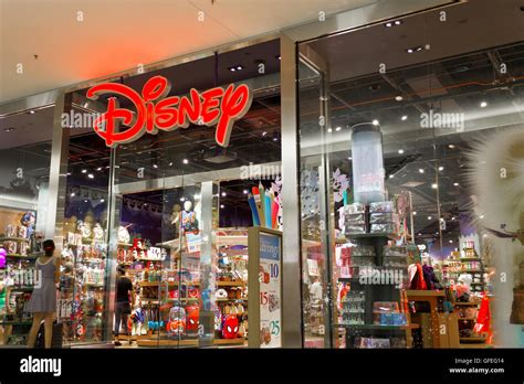 Disney store hi-res stock photography and images - Alamy