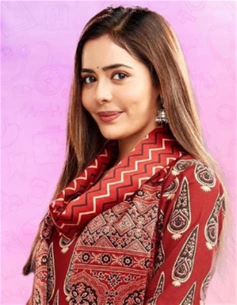 Sana Palki Sayyad Of Kundali Bhagya Shares Her Skincare Routine