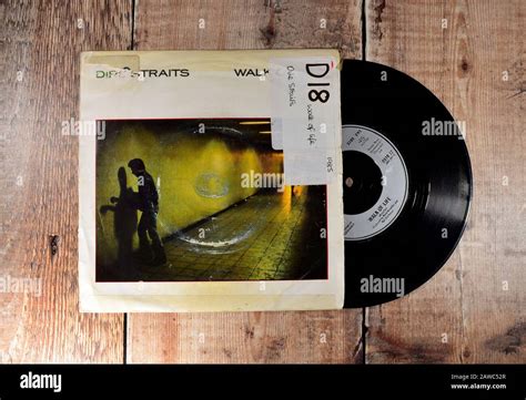 Walk Of Life Dire Straits Hi Res Stock Photography And Images Alamy