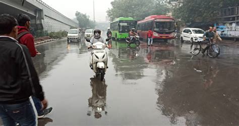 Delhi Weather Imd Forecasts Light To Moderate Rainfall In The City