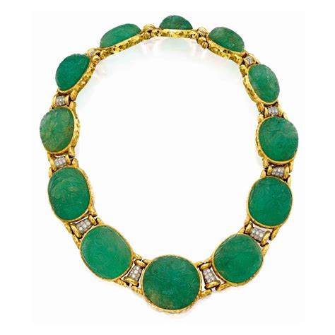 David Webb Carved Emerald & Diamond Necklace - Eleuteri