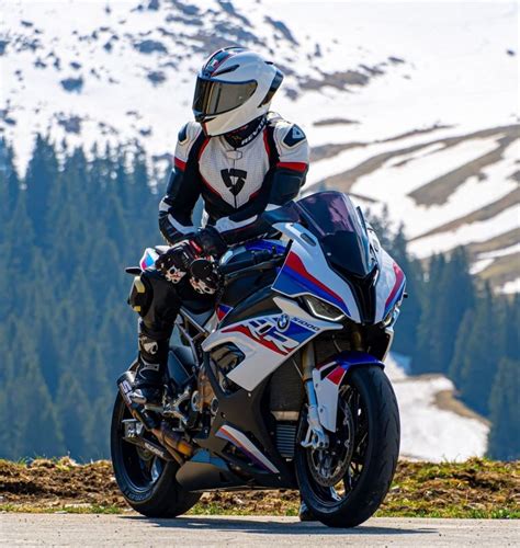 2020 Bmw S1000rr Review First Ride Artofit