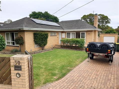quentin street forest hill vic  house  rent domain