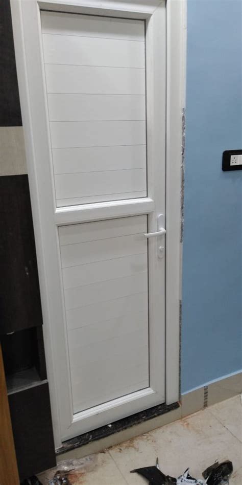 Swing Upvc Bathroom Door 5 10 Mm Rs 800sqft Sleek Window Gallery