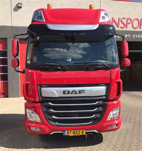 Twee Mooie Daf Trucks Afgeleverd Aan M Ller Transport