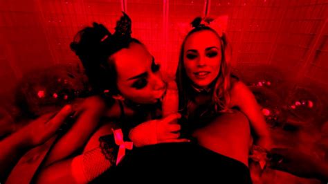 SUCCUBITCH VR PMV VR Porn Video VRPorn