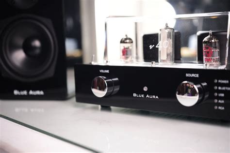 Blue Aura Blackline V40 Amplifier The Coolector