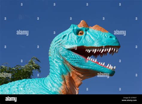 Modelo De Museo De Dinosaurios Fotografías E Imágenes De Alta Resolución Alamy