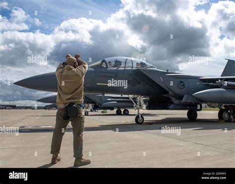 Flugzeugwartungseinheit Fotos Und Bildmaterial In Hoher Aufl Sung