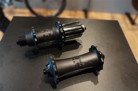 EB15 ENVE S Outrageously Light Full Carbon Road Hubs Bikerumor