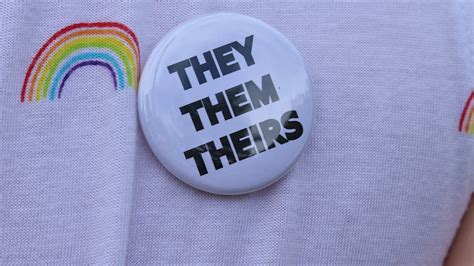 Bulk Pronoun Pins