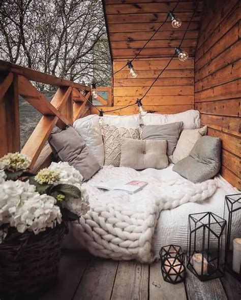 Book Nooks Cozy Spots To Curl Up Read White Arrows Home Home