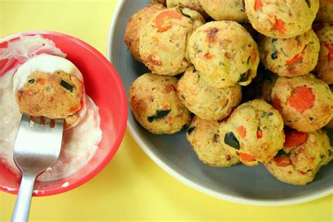 Polpette Di Verdure Con Salsa Allo Yogurt Al Curry Ricetta Petitchef