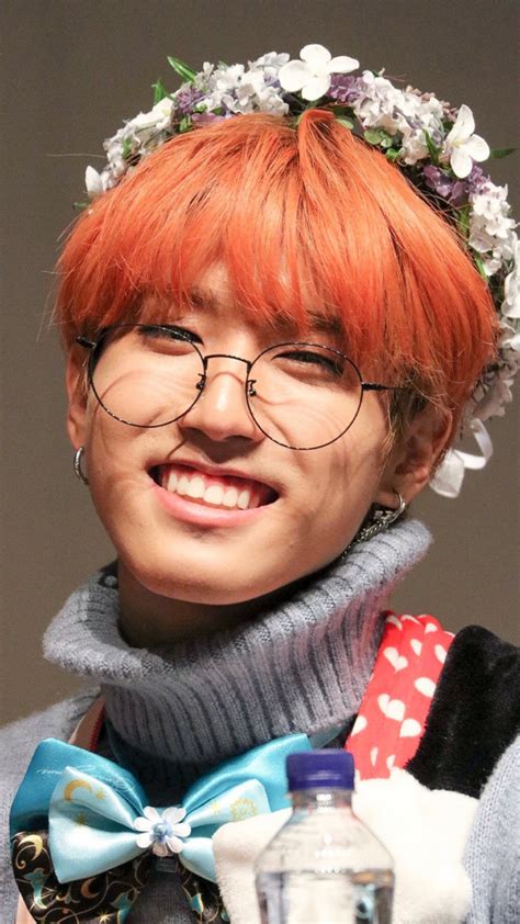 Straylockscreens — ♡･｡.:*.ﾟ( ᴗ ) ﾟ.*:.｡･♡ Han smiling...