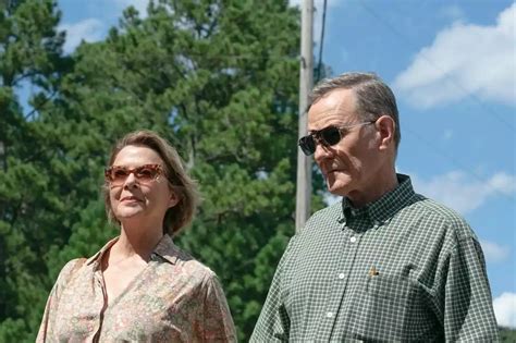 Bryan Cranston Annette Bening Y La Historia Real De Los Dos Jubilados